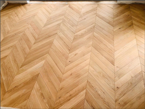 Sàn Gỗ Hoa Văn Kỹ Thuật XƯƠNG CÁ 45 ĐỘ MÀU TỰ NHIÊN